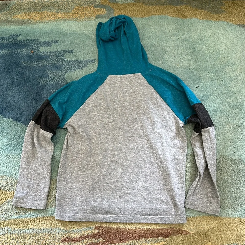 Old navy long sleeve shirt with hood
